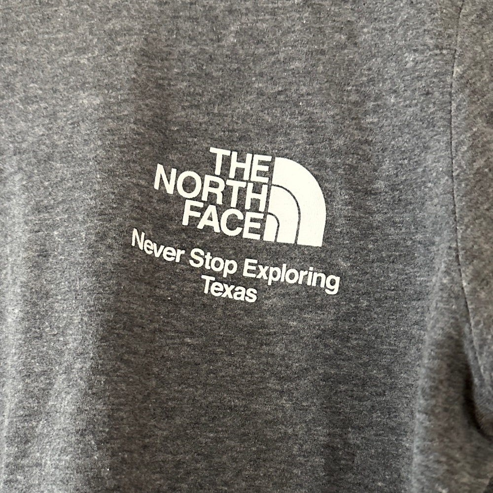 The North Face Texas Graphic T-Shirt – Gray “Never Stop Exploring” Tee - Picture 5 of 6